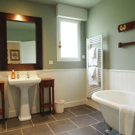 Holiday home La A Chateau Franc-daut Sleeps 6